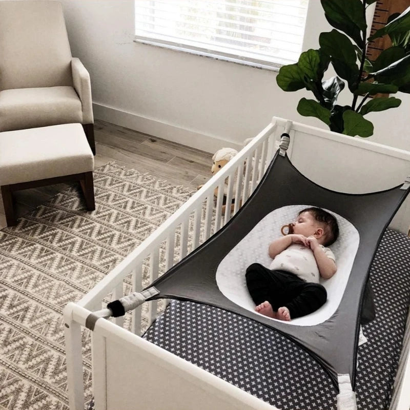 CozyNest - Newborn & Infant Sleeping Bed for Ultimate Comfort