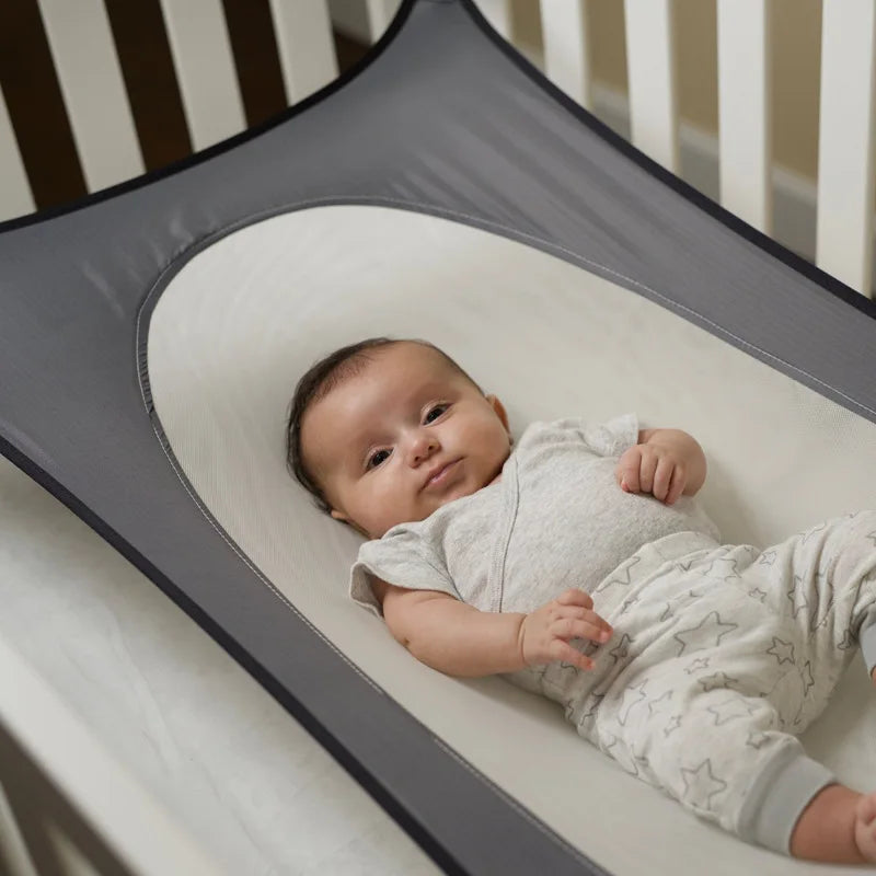 CozyNest - Newborn & Infant Sleeping Bed for Ultimate Comfort